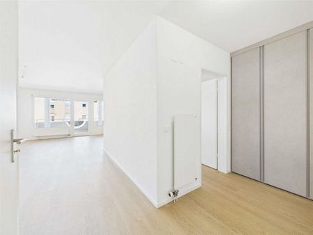 Spacious studio completely renovated - Photo 5