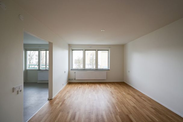 Von Troils väg 6, Rosengård - Photo 1