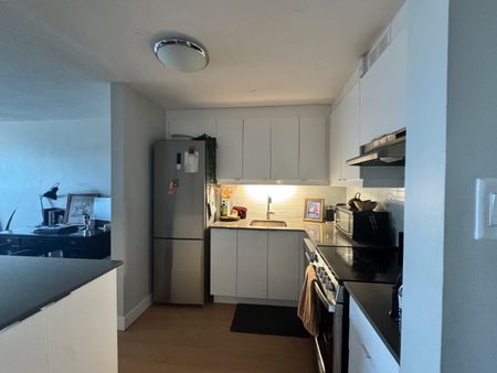 222 Maclaren - Photo 4