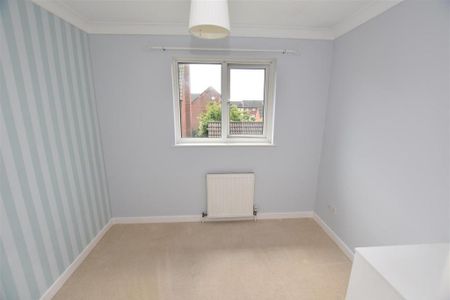 3 bedroom end of terrace house to rent - Photo 5