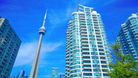 For Lease - 230 Queens Quay Unit# 1726, Toronto, Ontario - Photo 2