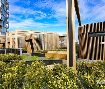 909/1 Ascot Vale Road, Flemington - Photo 2