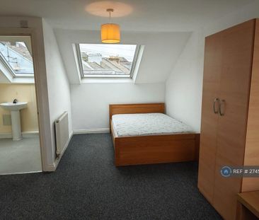 6 bedroom end of terrace house to rent - Photo 6