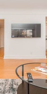 CHARACTER & MODERN - Dishwasher - LAUNDRY - Bright - BIG - KITSILANO - Photo 4