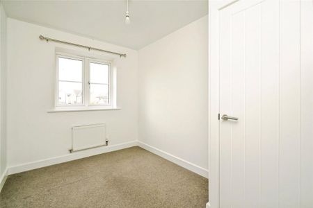 3 bedroom detached house to rent - Photo 4