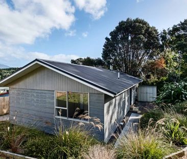 THREE BEDROOM FAMILY HOME - Photo 5