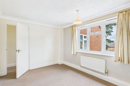 3 Bedroom - Photo 5