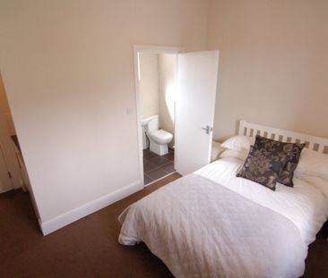 1 bed House Share - To Let - Photo 1