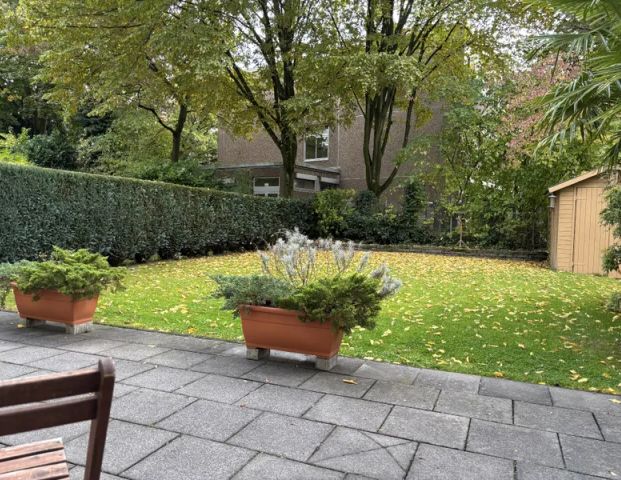 Düsseldorf-Eller: Großzügige 2-Zimmer-Dachgeschoss-Wohnung! - Photo 1