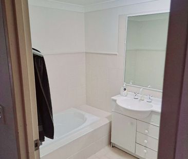 Toongabbie - Photo 2