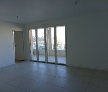 REIMS- SECTEUR BOULINGRIN appartement T2 avec terrasse et stationne... - Photo 1