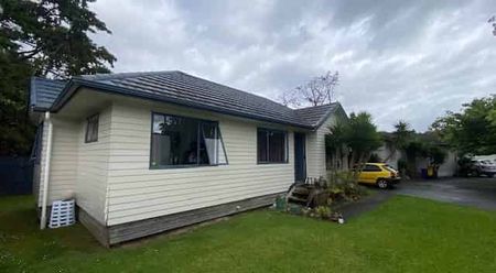 Great Family Home - Photo 3