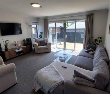 Sought After Location - Photo 5