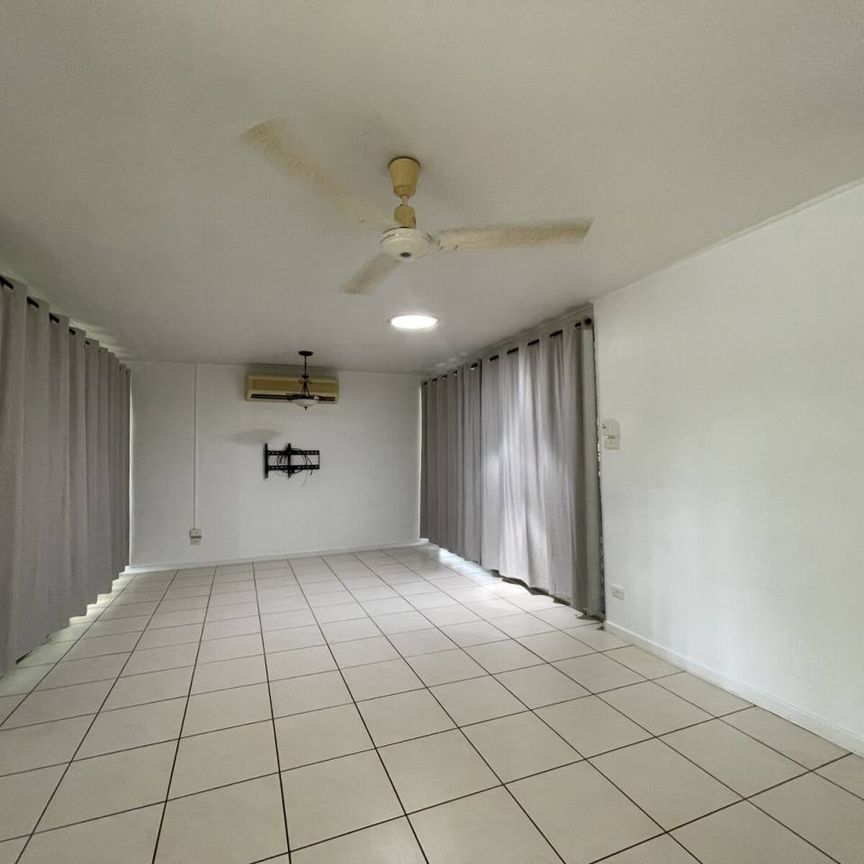 One of a kind rental! - Photo 1