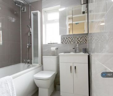 2 bedroom terraced house to rent - Photo 6