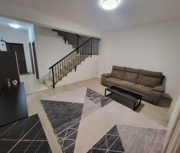 Casa cu 4 camere, terasa acoperita, curte de 700 mp, zona - Fotografie 2