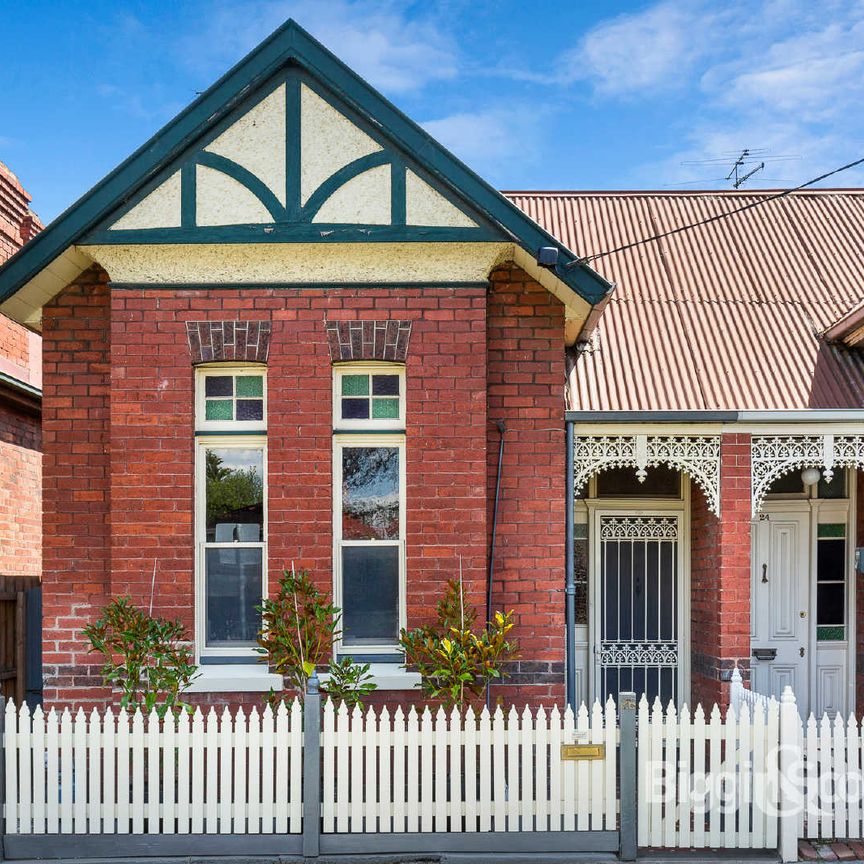 Large 3 bedroom home - Photo 1