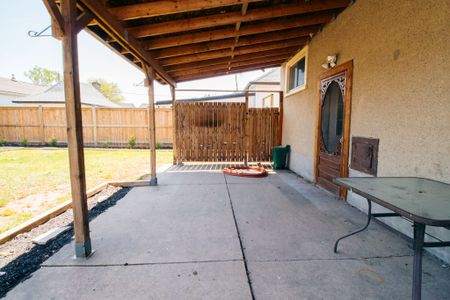 Spacious 3 Bedroom House in St. Catharines - Photo 3