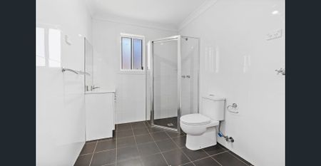 Two-bedroom Granny flat with Air conditioning - Photo 5