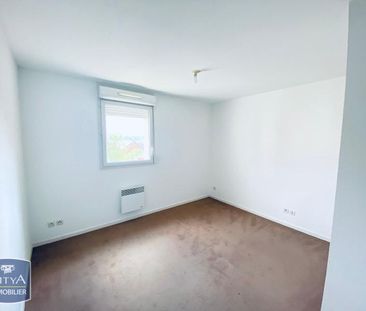 Location Appartement 2 pièces 54m² LE CATEAU CAMBRESIS 59360 - Photo 3