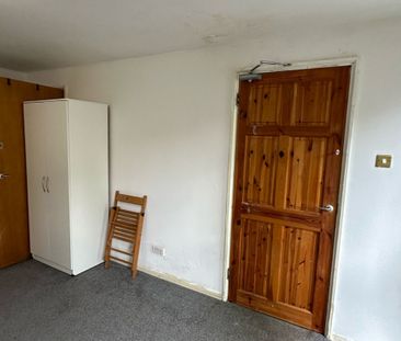 A luxury house Available at Burgos Grove SE10 8LL London - Photo 3