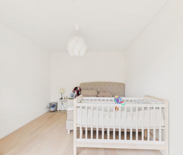 Einzigartige 2.5-Zimmer-Wohnung in Zürich mit Balkon und Garage - Photo 1