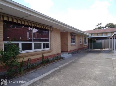 Affordable Homette In Great Location - Photo 4