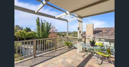 Large Home in Great Location! - Photo 3