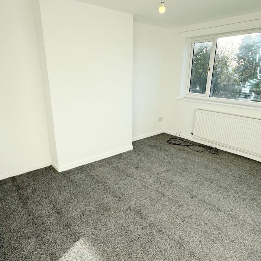 Tunshill Grove, Milnrow, Rochdale OL16 3DY - Photo 1