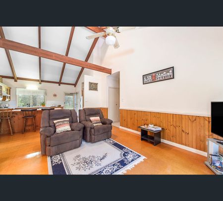 8 Cain Close, King Creek, NSW 2446 - Photo 2