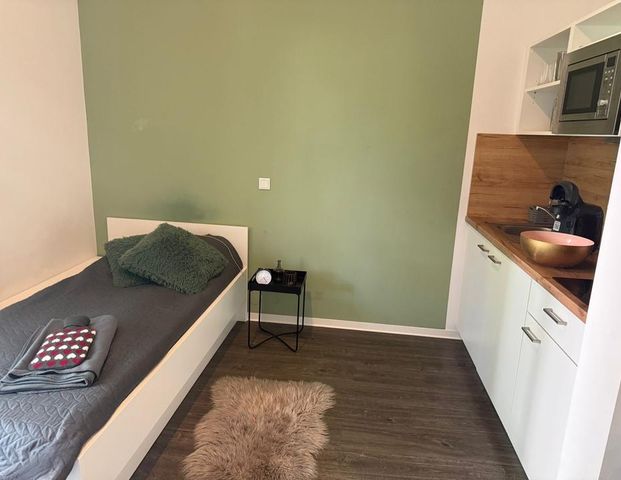 Vollmöblierte Wohnung mit Terrasse – Untermiete bis Ende Februar - Foto 1