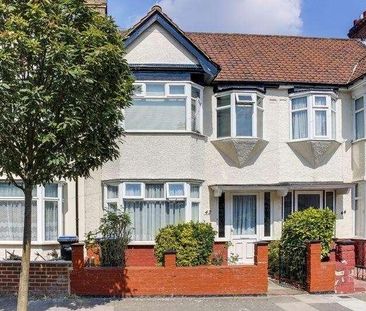 Causeyware Road, Edmonton, N9 - Photo 1