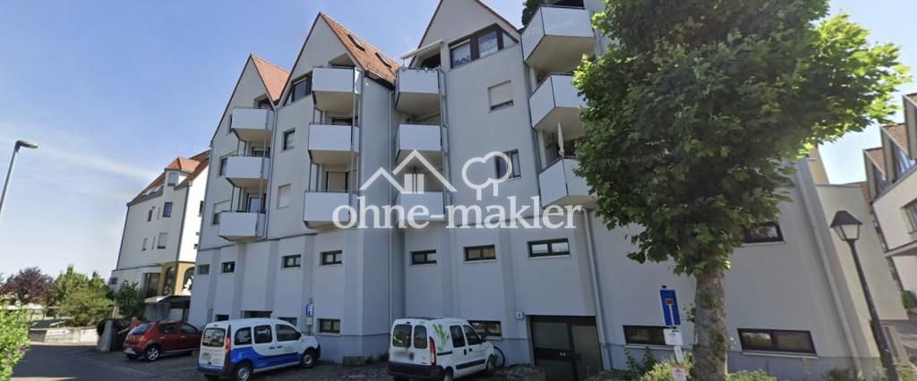 Frisch renovierte 2-Zimmer-Wohnung mit Balkon direkt am Marktplatz in Neckarwestheim - Foto 1