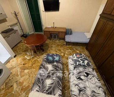 Monolocale in Affitto in Via Principe Amedeo a Roma - Photo 2
