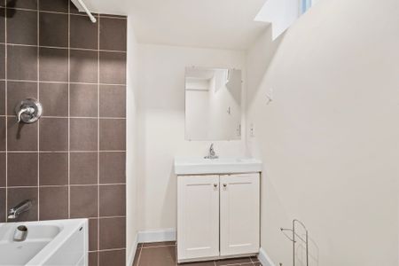 For Lease - 2064 Glenada Crescent Unit# BSMNT, Oakville, Ontario - Photo 3