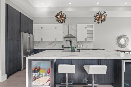 For Lease - 425B Valermo Drive, Toronto, Ontario - Photo 2