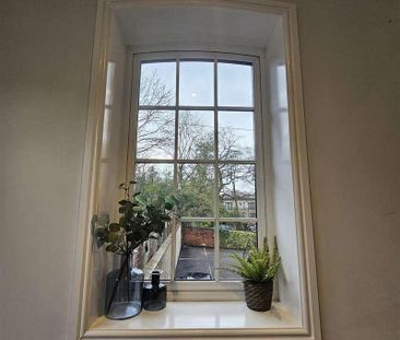 Woodborough Road, Nottingham, NG3 - Photo 1