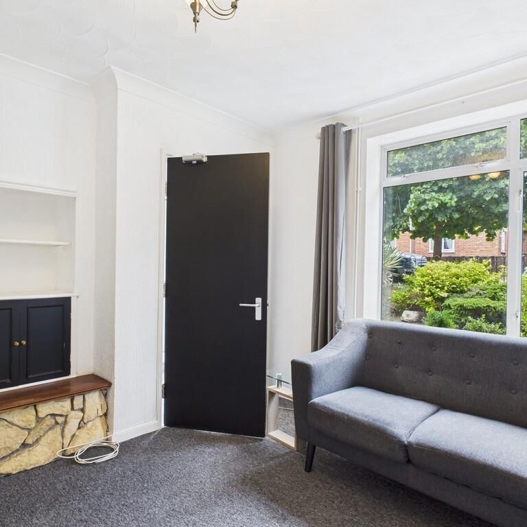 4 bedroom terraced house to rent - Photo 1