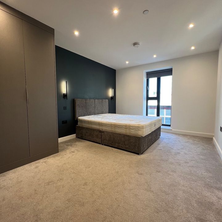 3 Bed Flat, Springbrook Court, NW9 - Photo 1