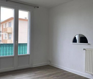 Location appartement rénové 2 pièces 41.55 m² à Romans-sur-Isère (2... - Photo 2