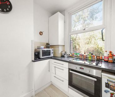 2 bedroom apartment to rent - Photo 6