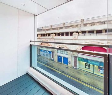 Cromwell Road, Redhill, Surrey, RH1 - Photo 1