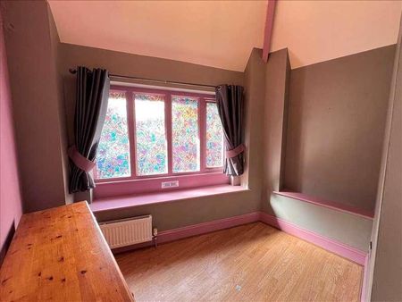 Westbourne Grove, Scarborough, YO11 - Photo 2