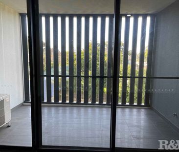 Well presented 2 bedroom apartment - Photo 6