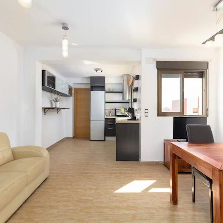 Calle Ramón de Rocafull, Valencia, Valencian Community 46011 - Foto 1