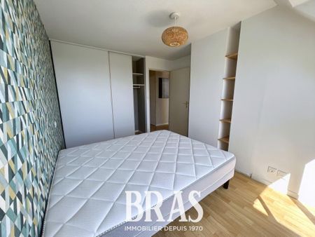Location Appartement 3 pièces Meublé 62m² VANNES 56000 - Photo 3