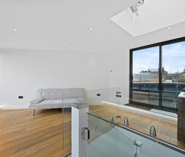 3 bedroom terraced house to rent - Photo 3