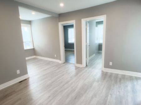 For Lease - 9 Albright Avenue Unit# Main, Toronto, Ontario - Photo 4