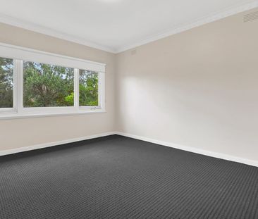 Charming family home - Photo 5