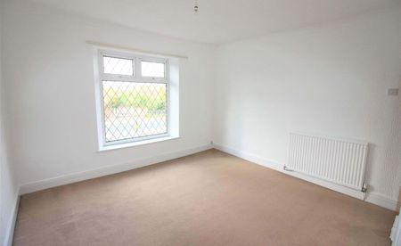 Aughton Road, Swallownest, Sheffield, Rotherham, S26 - Photo 5